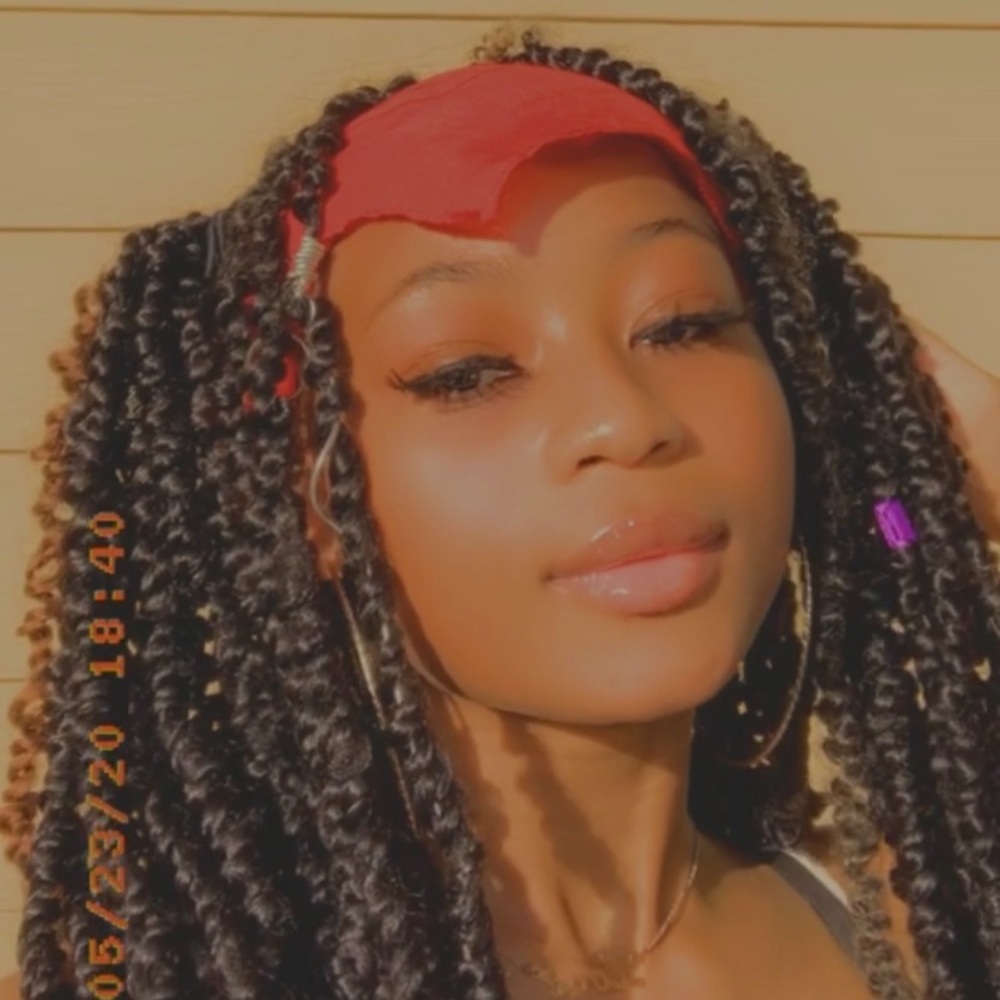 Meet your Posher, Dianne kelly